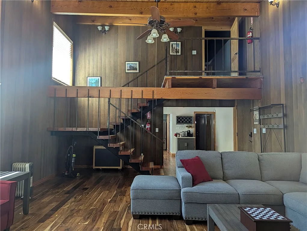 Living room & staircase